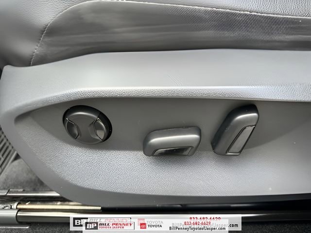 Used 2023 Volkswagen Tiguan SE image 21