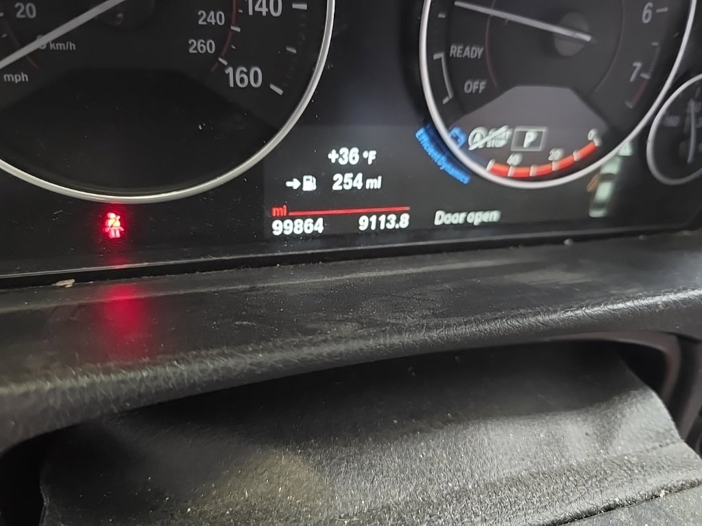 Used 2018 BMW 330i Sedan image 5