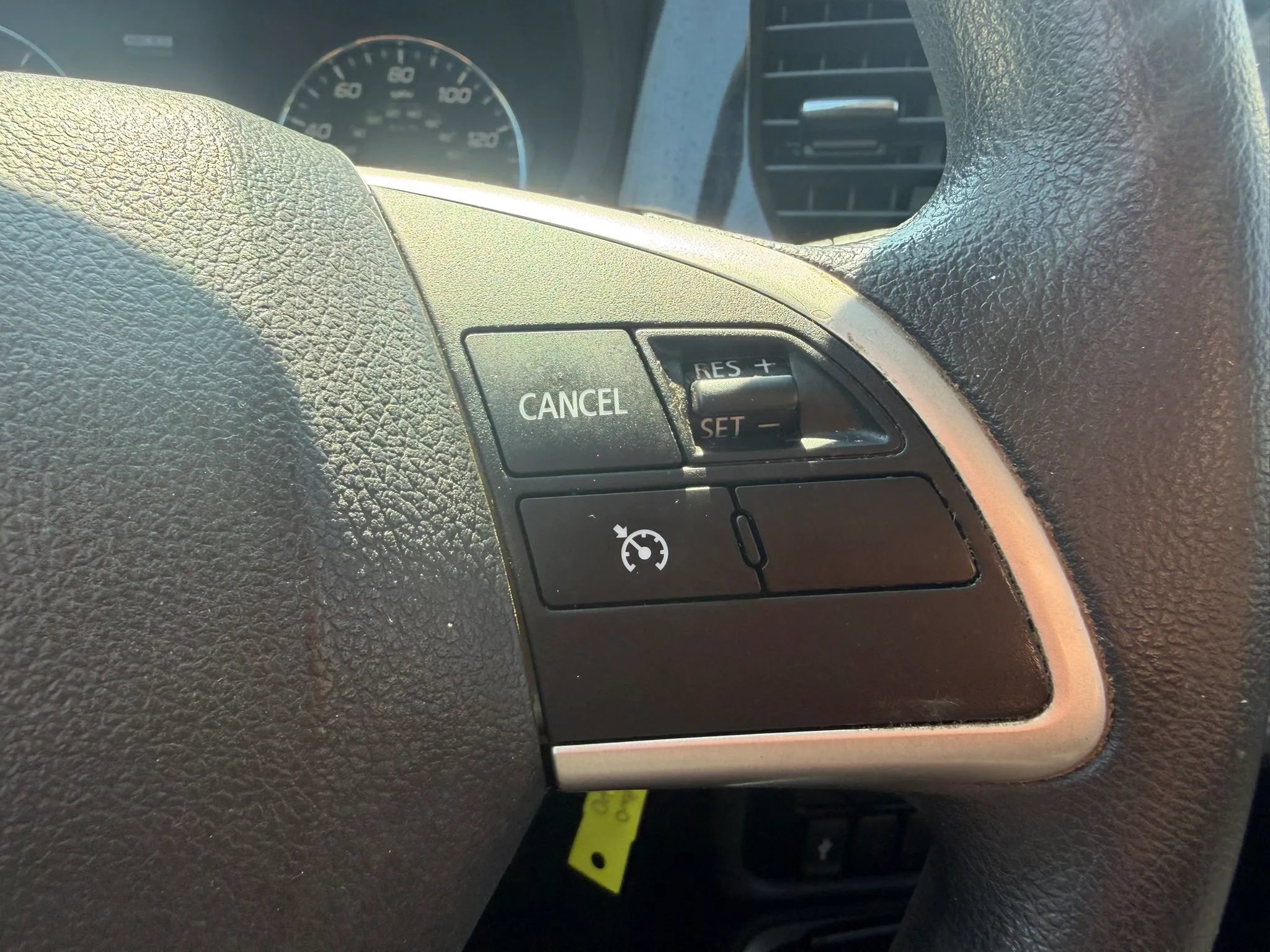 Used 2020 Mitsubishi Outlander ES AWD/4WD image 14
