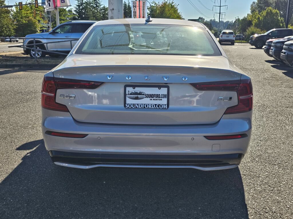 Used 2025 Volvo S60 B5 Core AWD/4WD image 6