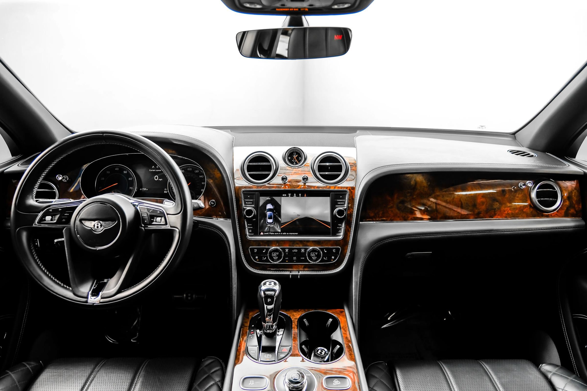 Used 2019 Bentley Bentayga AWD/4WD image 9