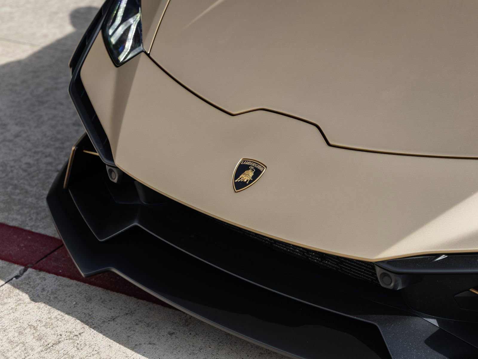 Used 2023 Lamborghini Huracan Tecnica RWD image 21