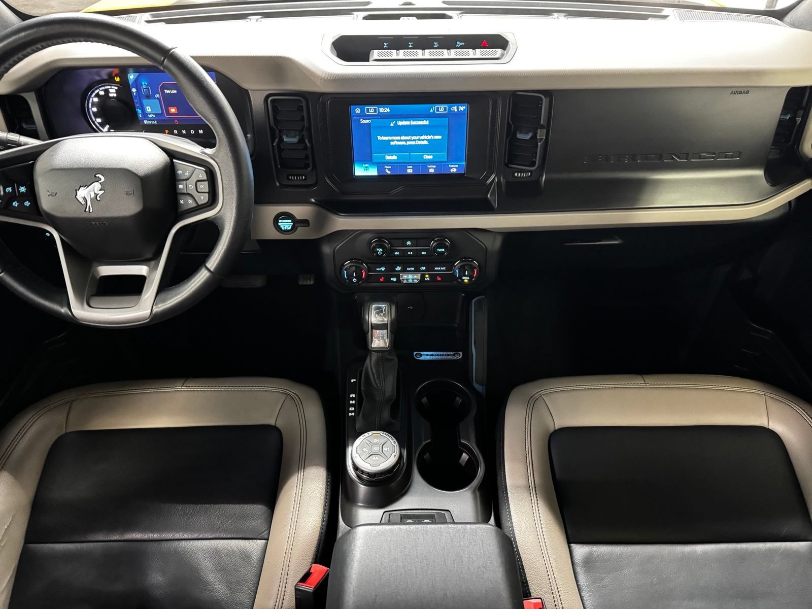 Used 2022 Ford Bronco Wildtrak AWD/4WD image 16