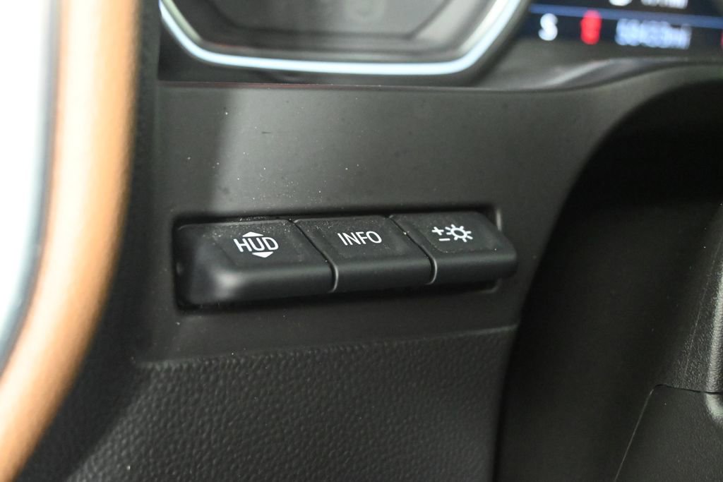 Used 2021 Chevrolet Silverado 1500 High Country AWD/4WD image 25