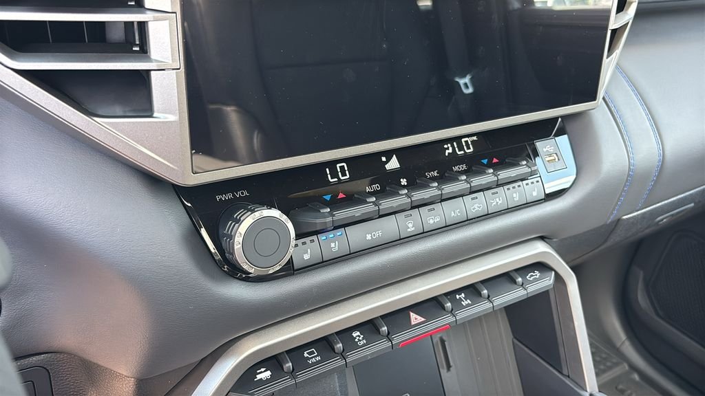 New 2026 Toyota Tundra Platinum AWD/4WD image 19