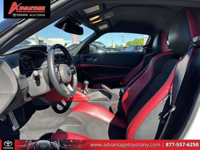 Used 2024 Nissan Z Performance w/ Floor Mat Package RWD image 15