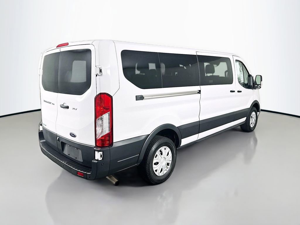 Used 2023 Ford Transit 350 XLT image 7