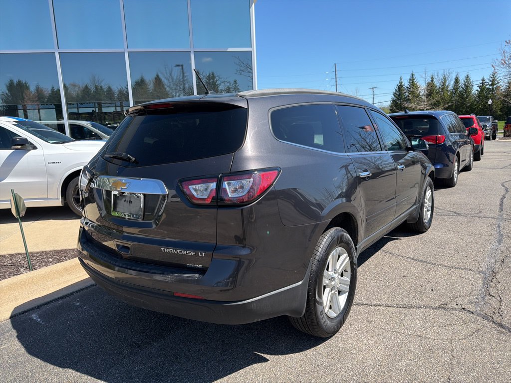 Used 2013 Chevrolet Traverse LT FWD image 3