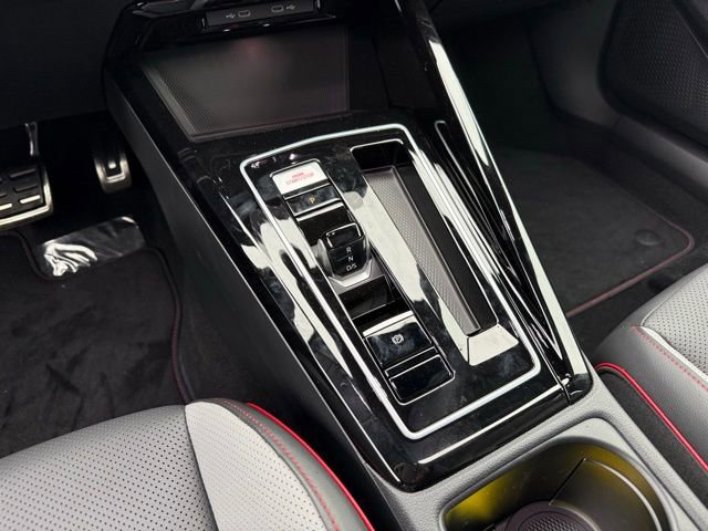 New 2026 Volkswagen GTI SE FWD image 13