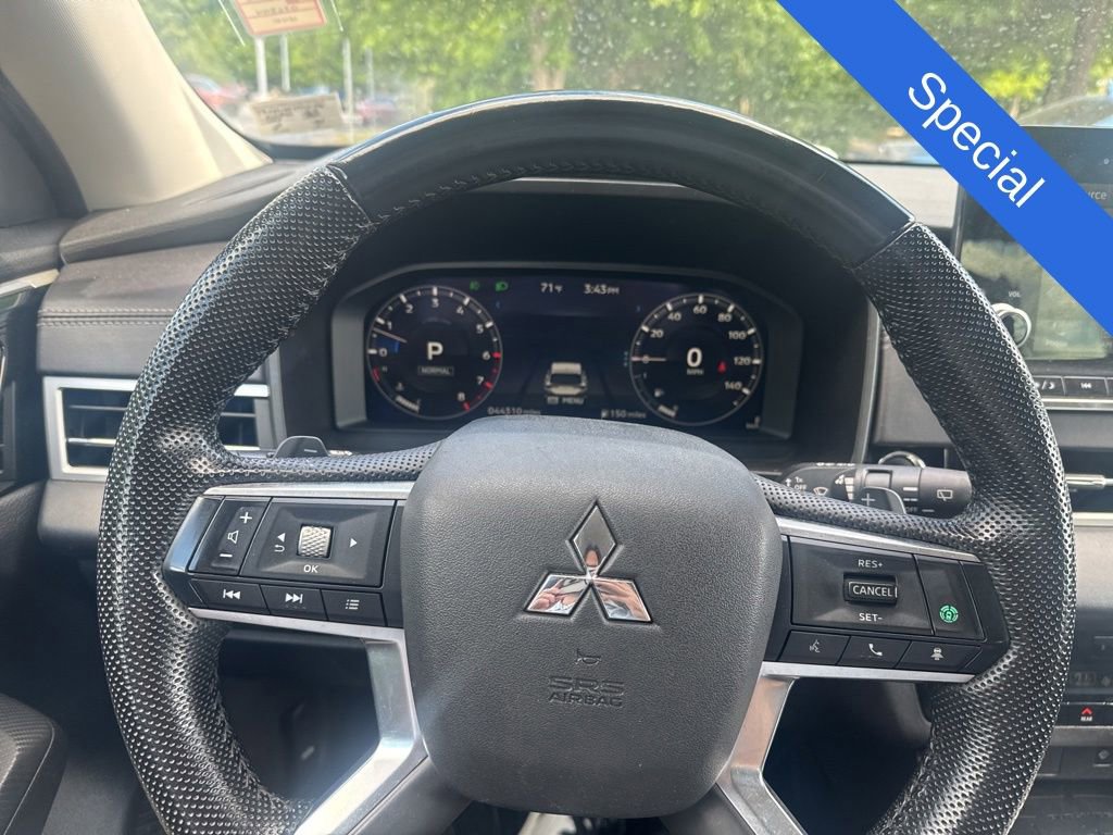 Used 2023 Mitsubishi Outlander SEL FWD image 10