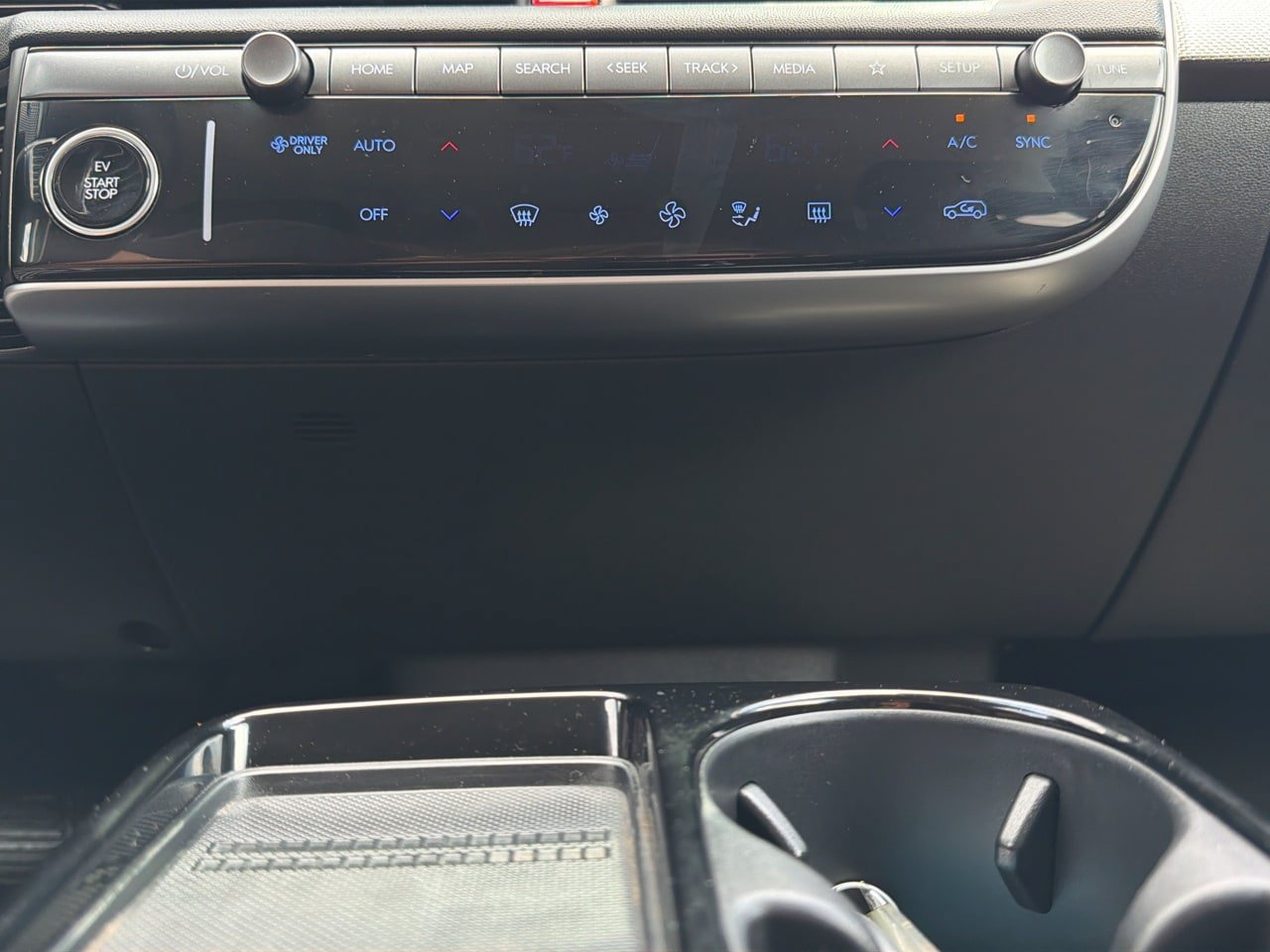 Certified 2025 Hyundai Ioniq 5 SE AWD/4WD image 24