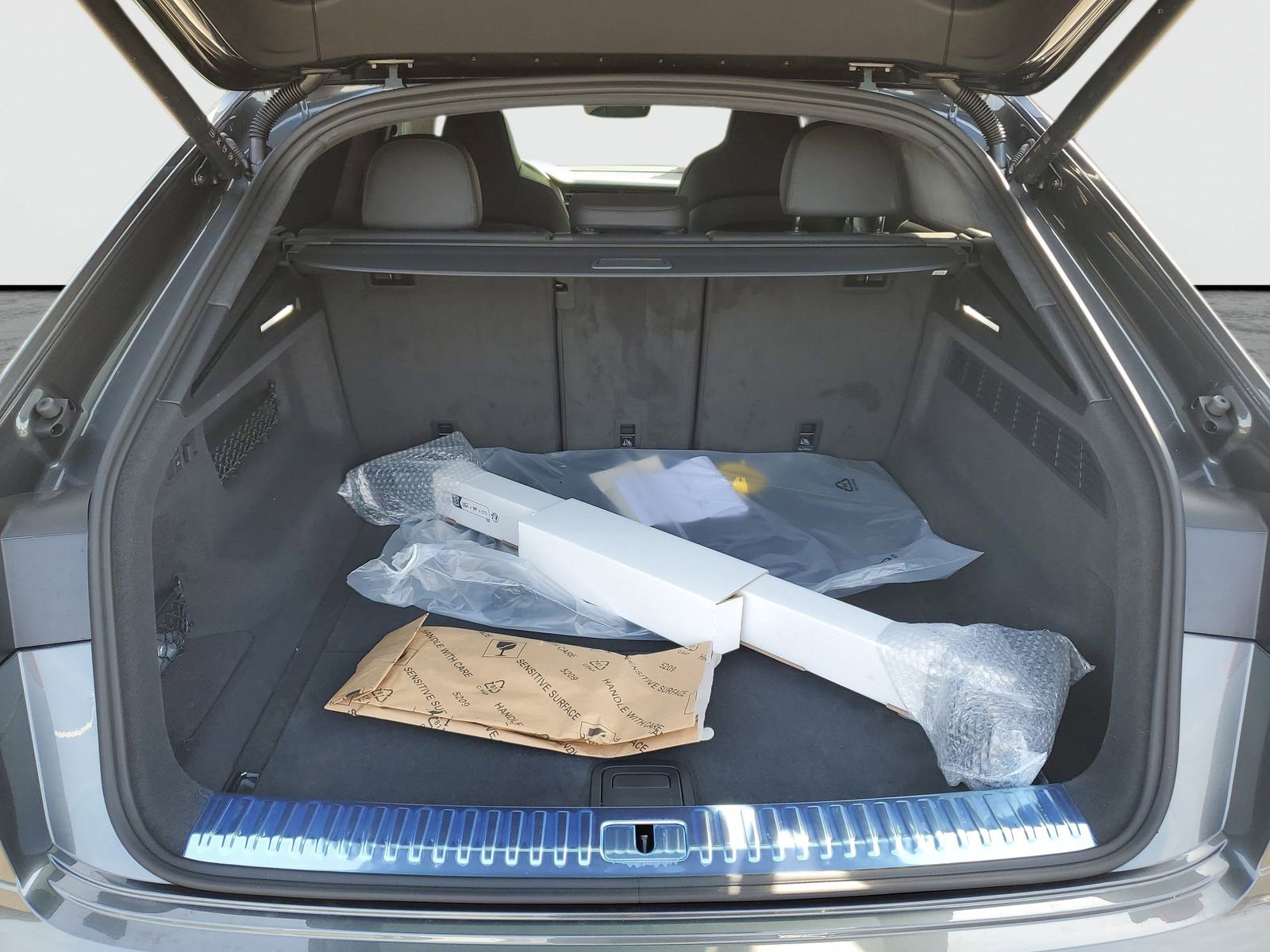 New 2026 Audi RS Q8 performance image 8