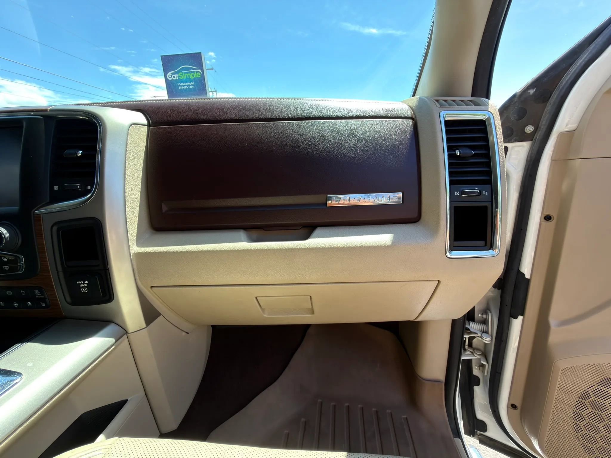 Used 2013 RAM 2500 Laramie w/ Convenience Group AWD/4WD image 6