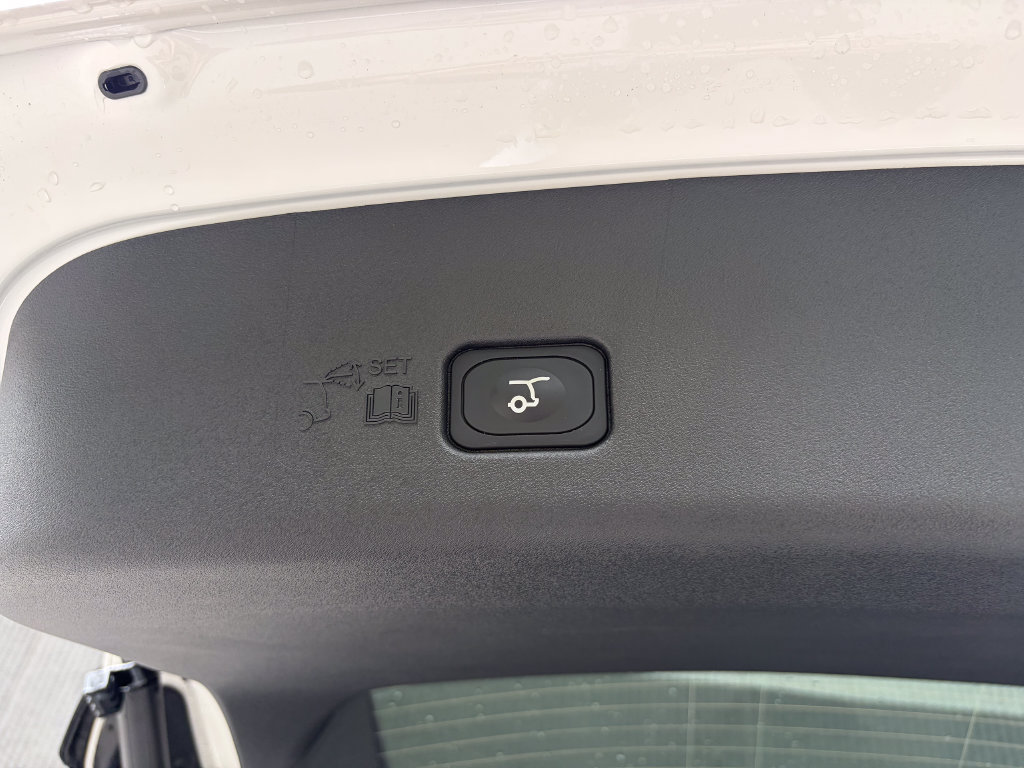 New 2026 Lincoln Nautilus Reserve AWD/4WD image 24