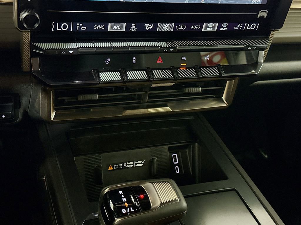 Used 2025 GMC Hummer EV 3X image 8