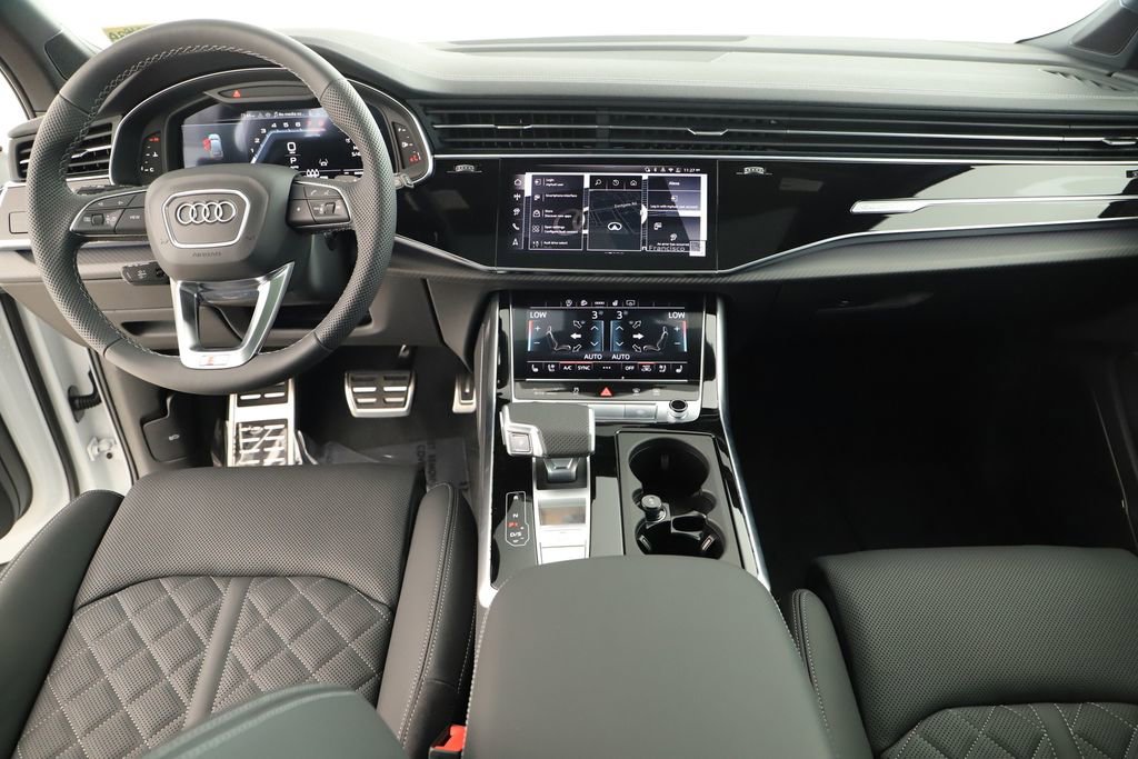 New 2026 Audi SQ7 Premium Plus AWD/4WD image 18