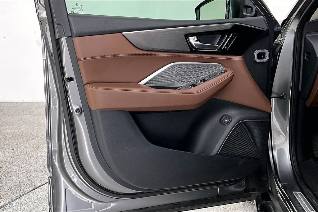 Certified 2024 Acura MDX SH-AWD w/ Advance Package image 22