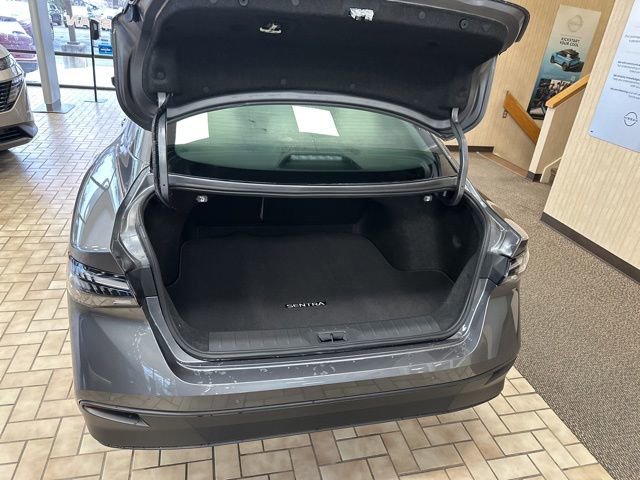 New 2026 Nissan Sentra SL w/ Floor Mat Package image 9