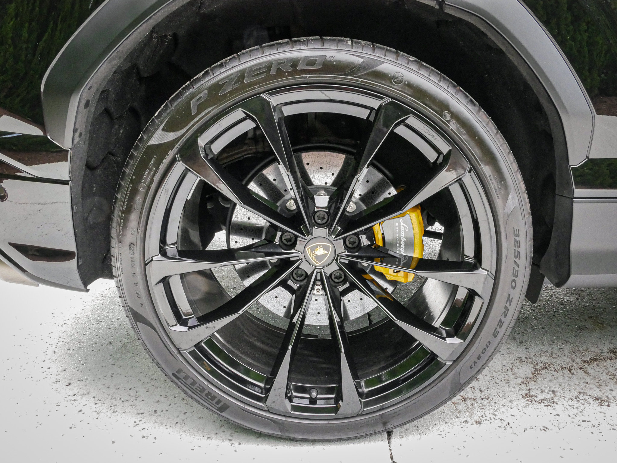 Used 2021 Lamborghini Urus AWD/4WD image 13