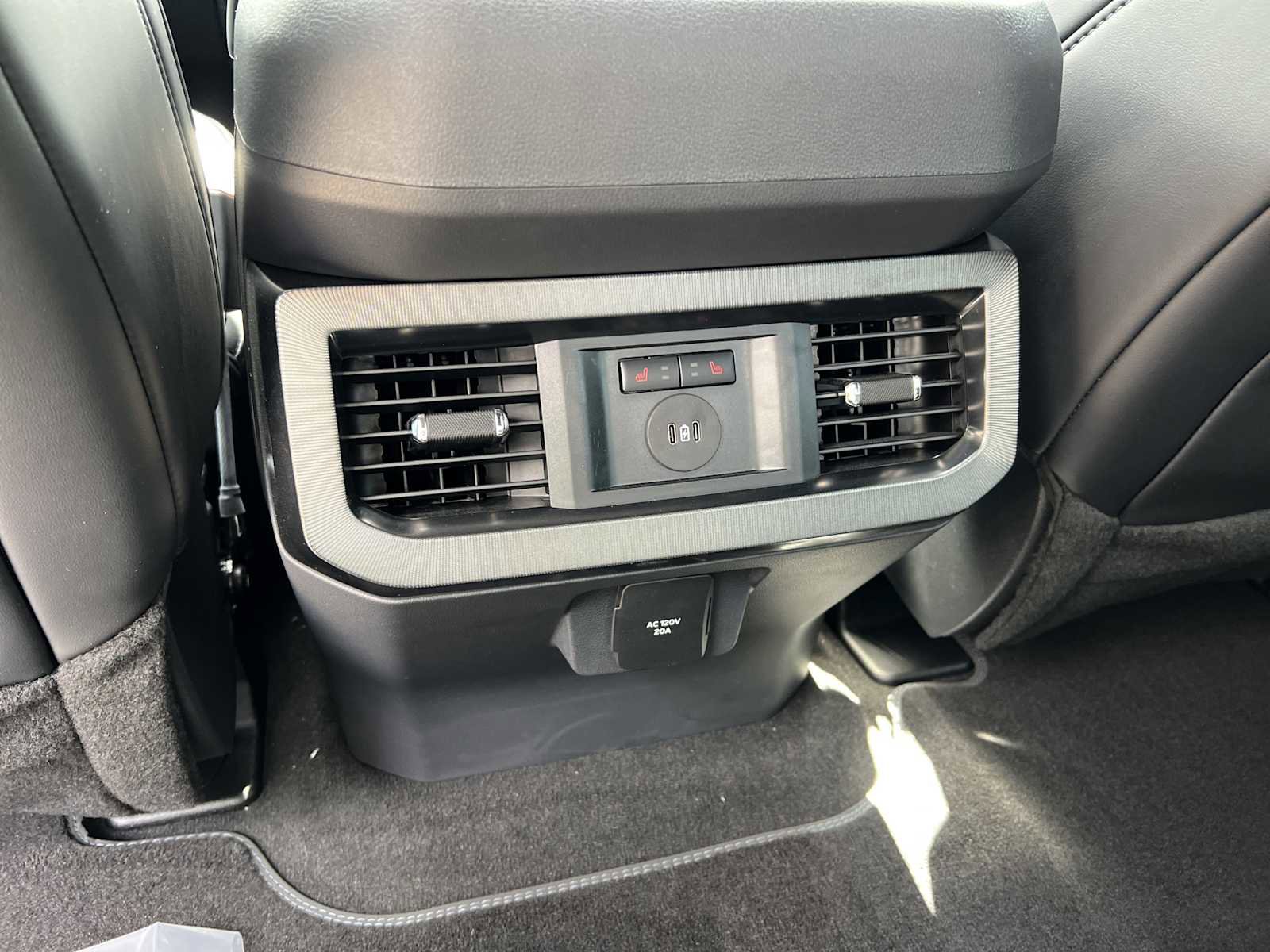 New 2026 Ford F250 Platinum image 27