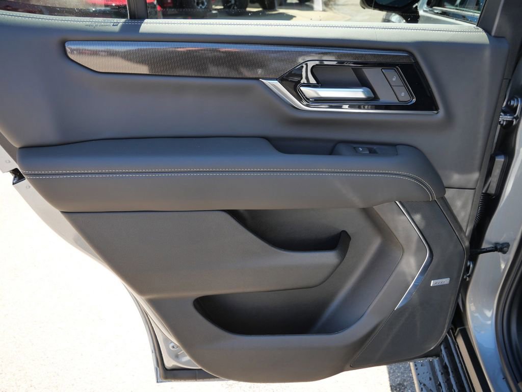 New 2026 GMC Yukon Elevation image 35