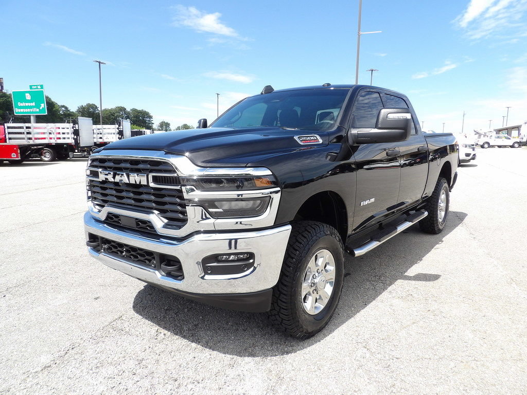 Used 2026 RAM 2500 Big Horn AWD/4WD image 65