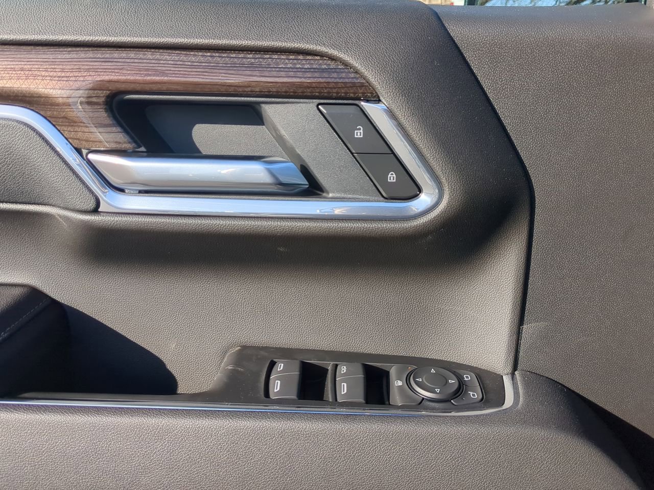 New 2026 Chevrolet Silverado 1500 LT image 24