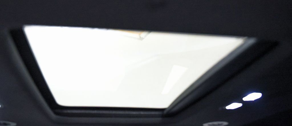 Used 2024 Buick Enclave Essence w/ Experience Buick Package image 31