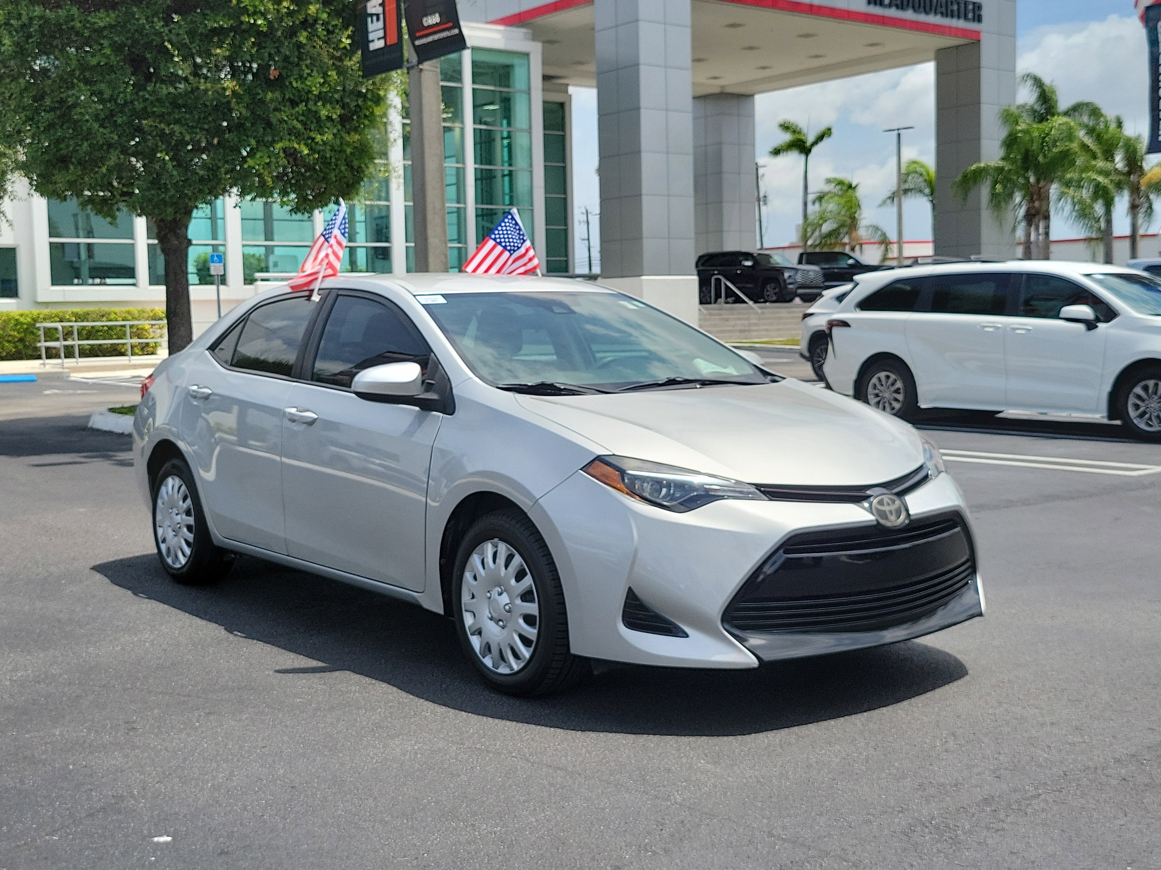 Used 2019 Toyota Corolla LE FWD video 2