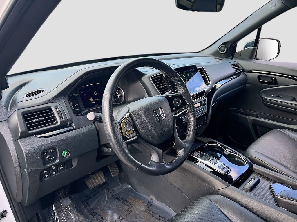 Used 2023 Honda Passport Elite image 9