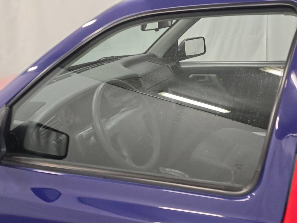 Used 1996 Volkswagen Golf GL FWD image 27