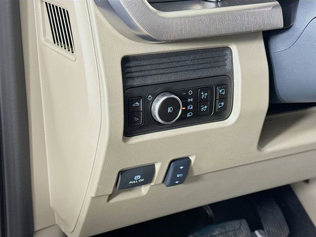 New 2026 Ford F450 Platinum w/ Platinum Plus Package image 10