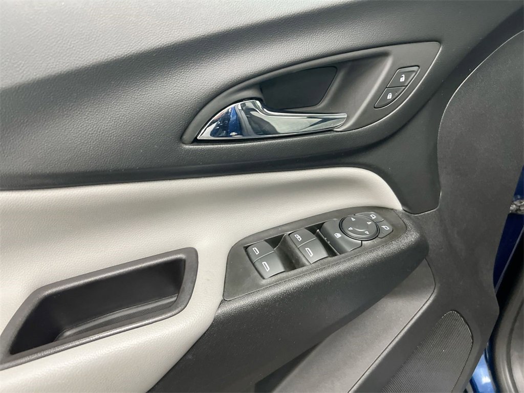 Used 2022 Chevrolet Equinox LS image 20