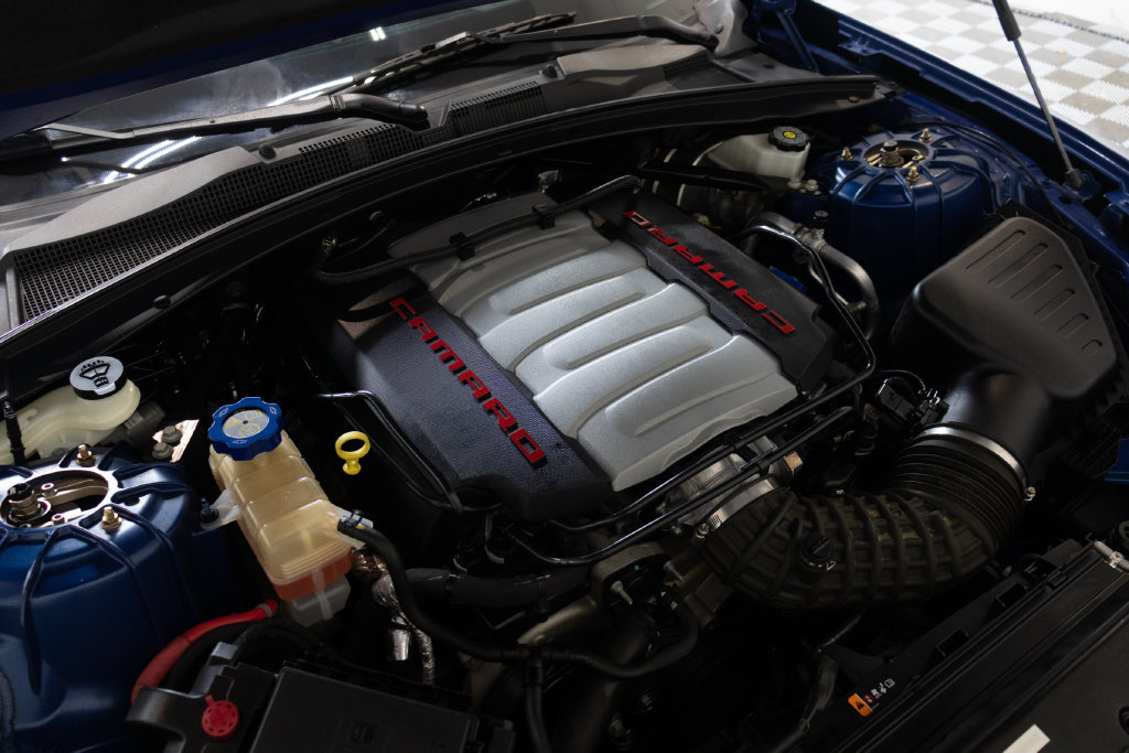 Used 2021 Chevrolet Camaro LT RWD image 30