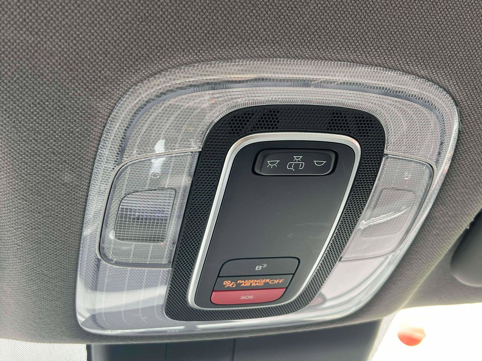 Used 2023 Hyundai Elantra SEL image 9