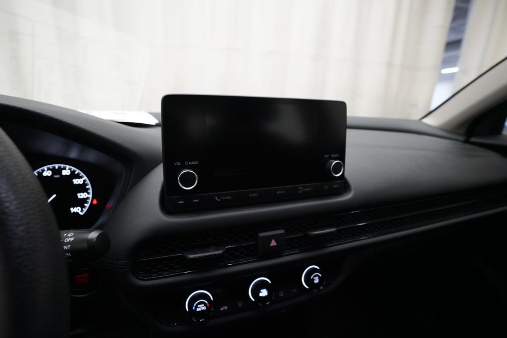 Used 2023 Honda HR-V LX image 6