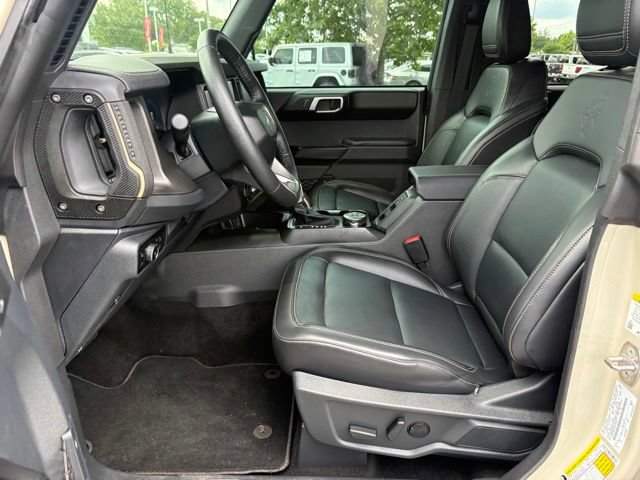 Used 2025 Ford Bronco Badlands AWD/4WD image 11