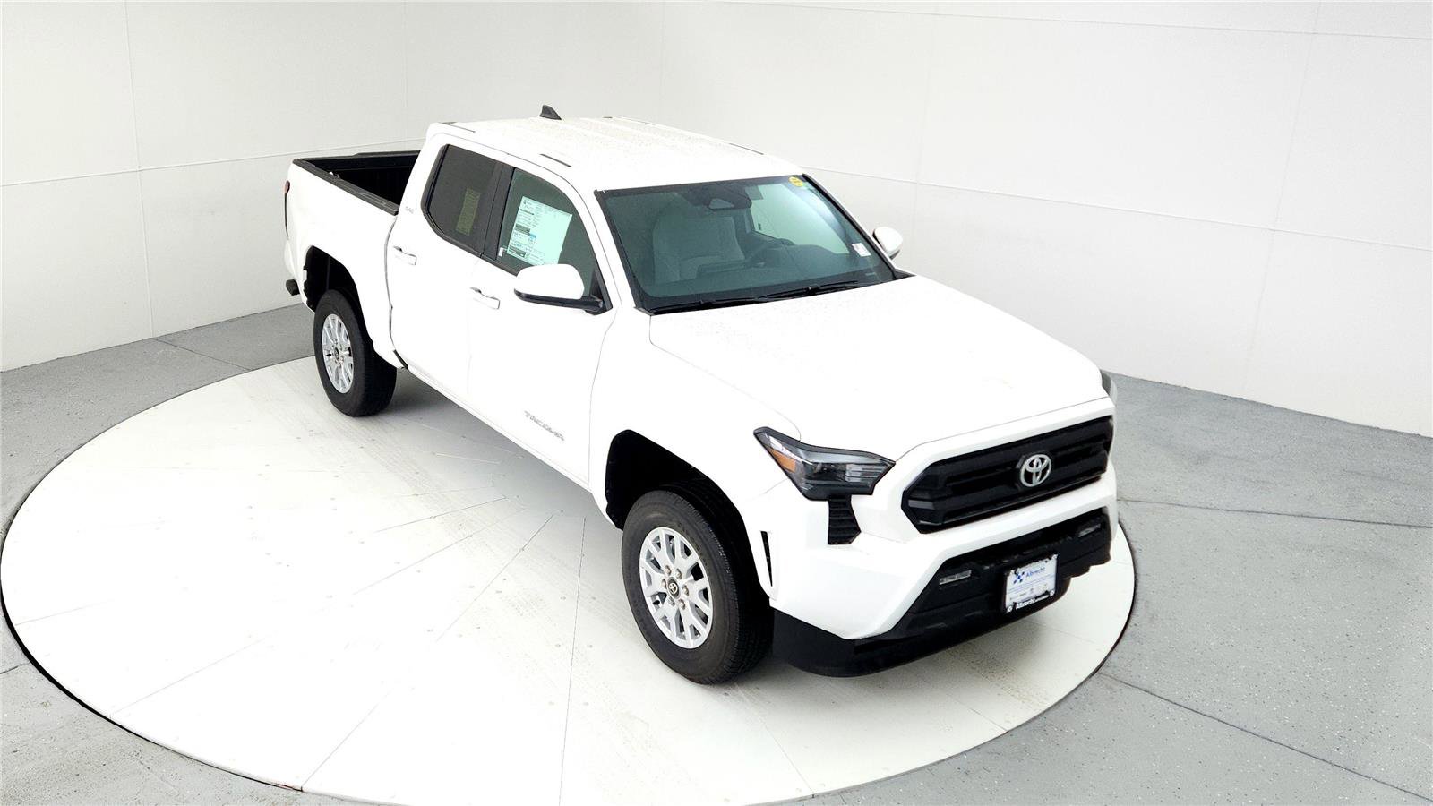 Certified 2025 Toyota Tacoma SR5 image 13