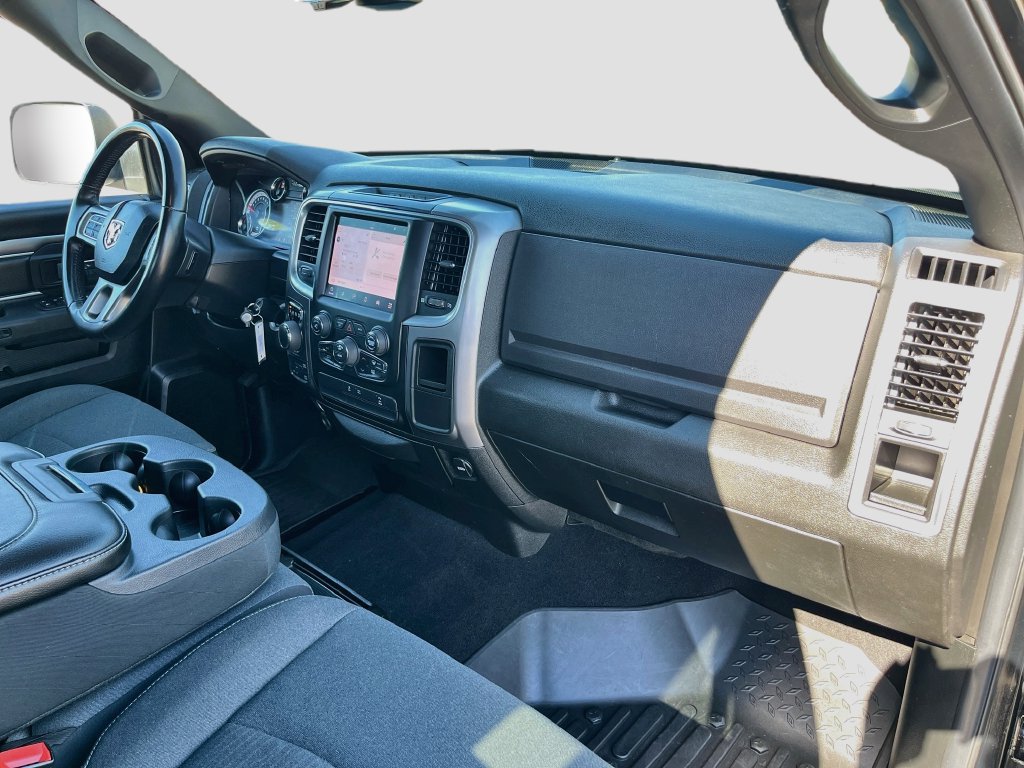 Used 2022 RAM 1500 Warlock AWD/4WD image 27