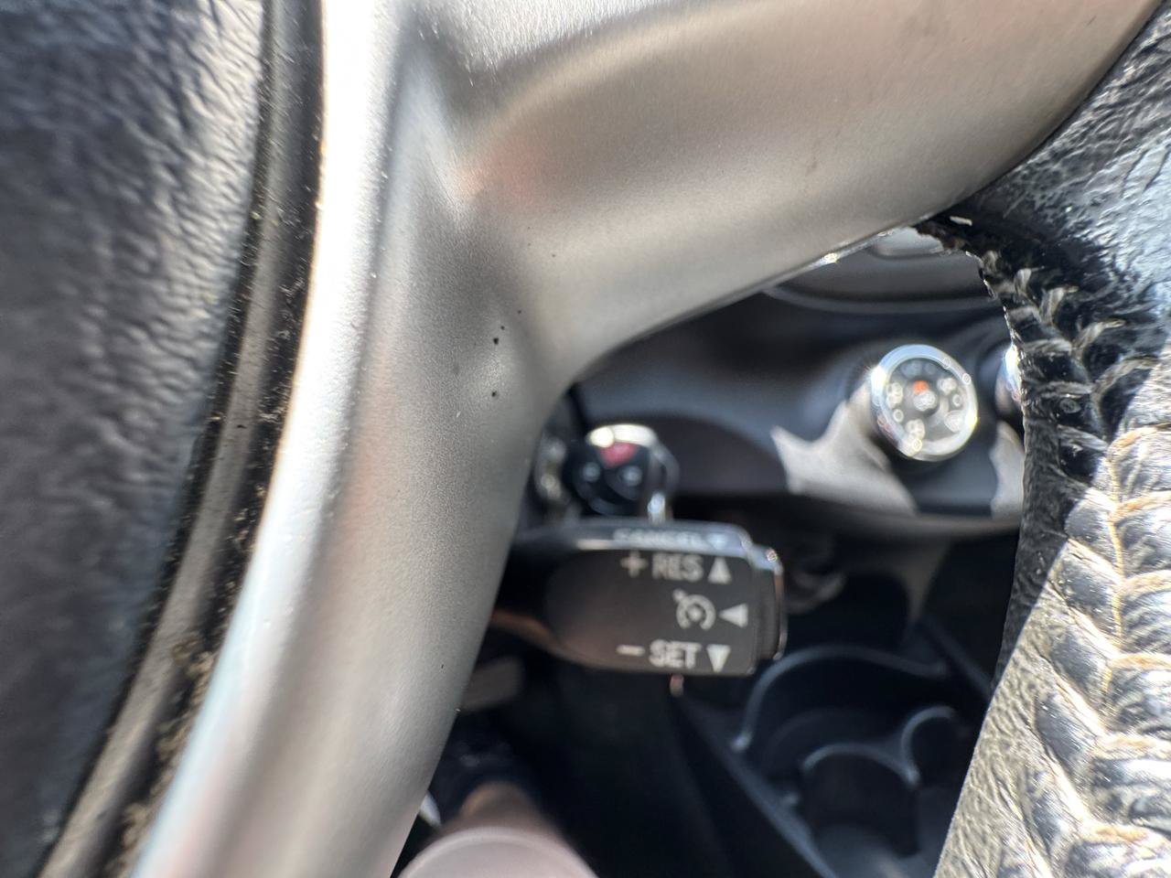 Used 2014 Toyota Yaris SE FWD image 22