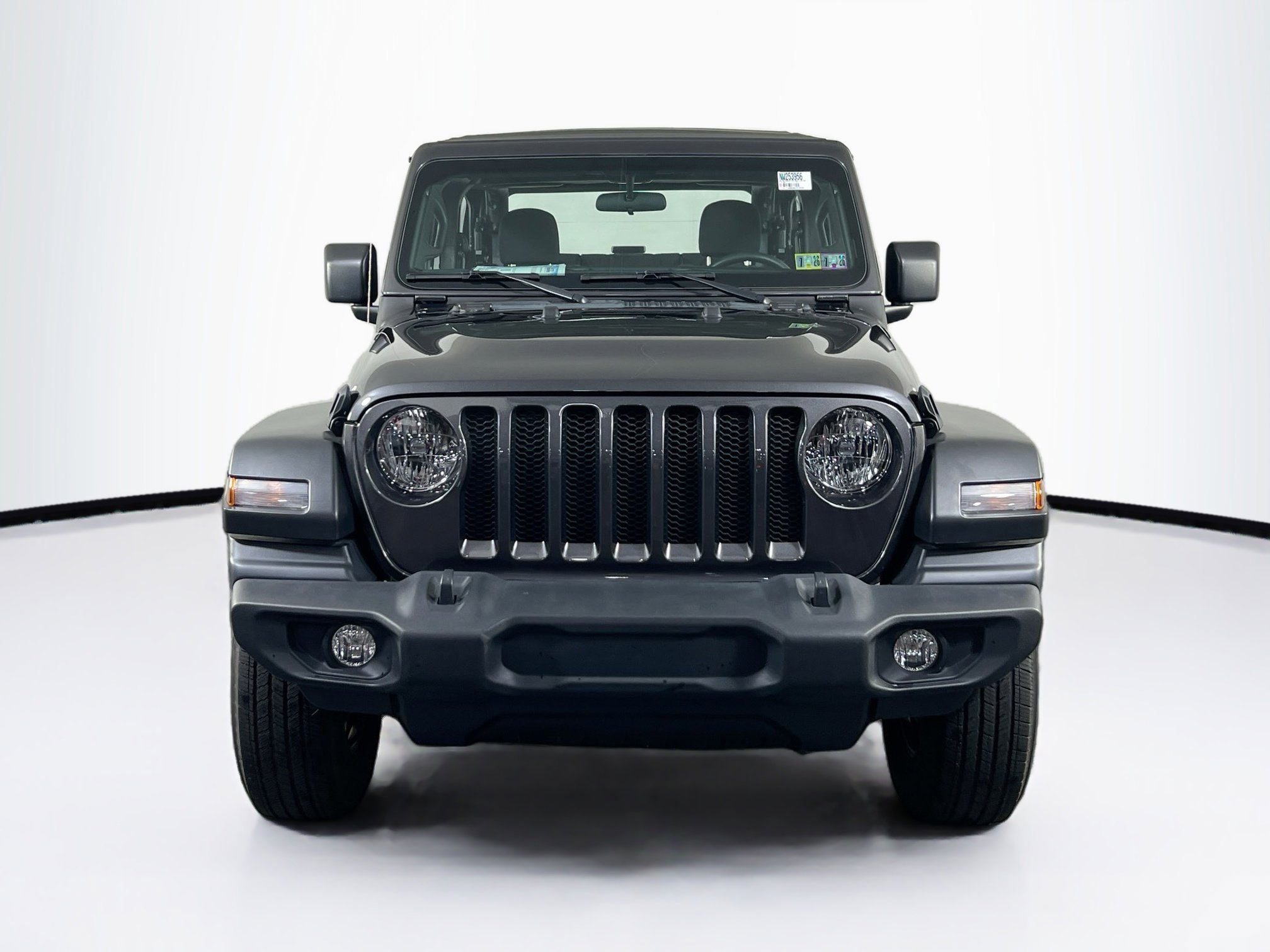 Used 2022 Jeep Wrangler Sport image 2