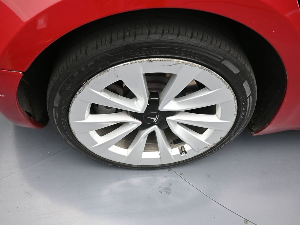 Used 2022 Tesla Model 3 Standard Range image 37