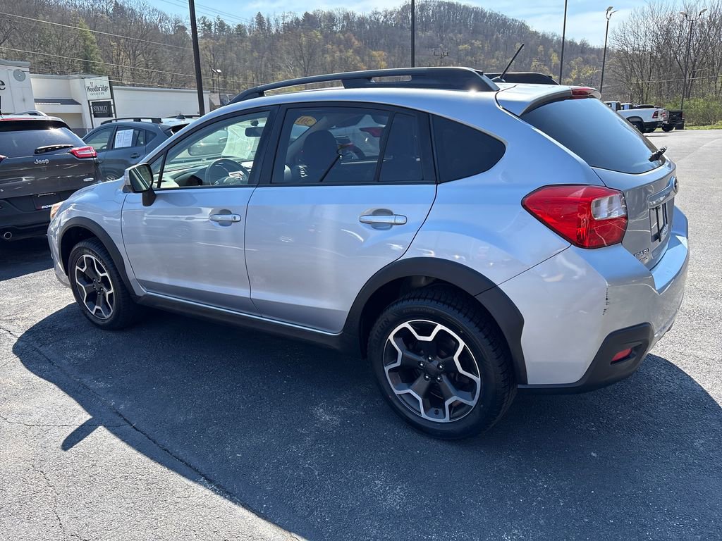 Used 2014 Subaru Crosstrek 2.0i Limited image 3