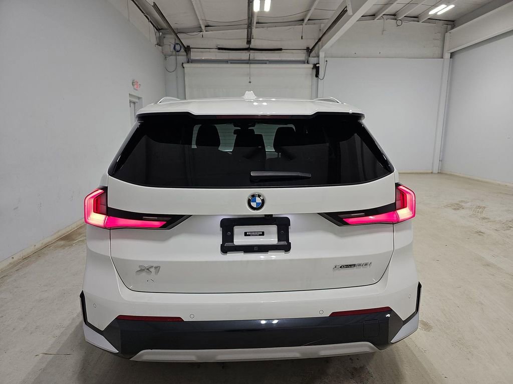 Used 2023 BMW X1 xDrive28i w/ Premium Package image 6