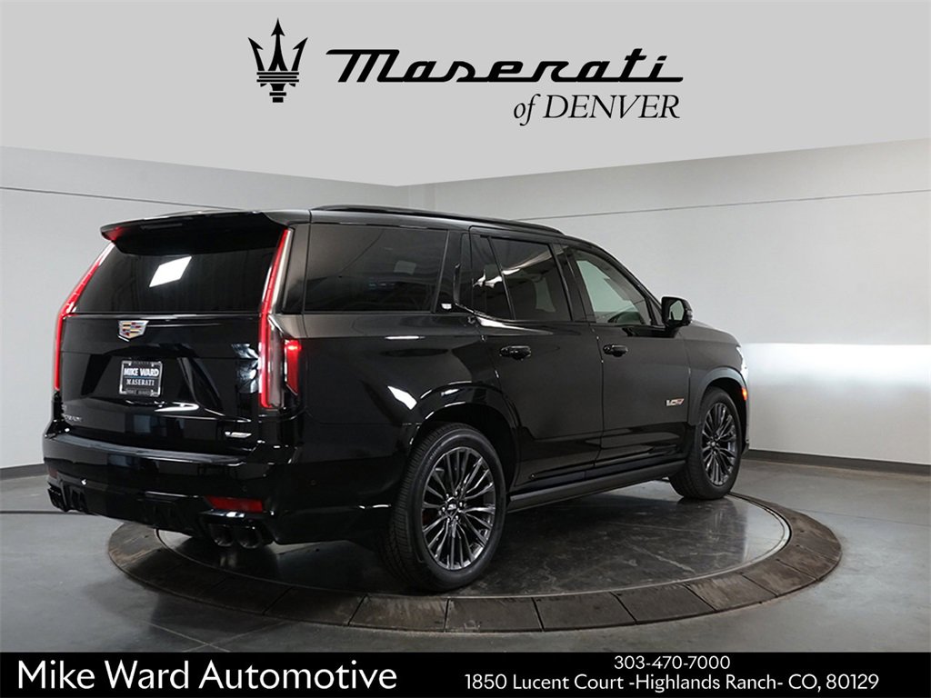 Used 2023 Cadillac Escalade V w/ Heavy-Duty Trailer Package image 3