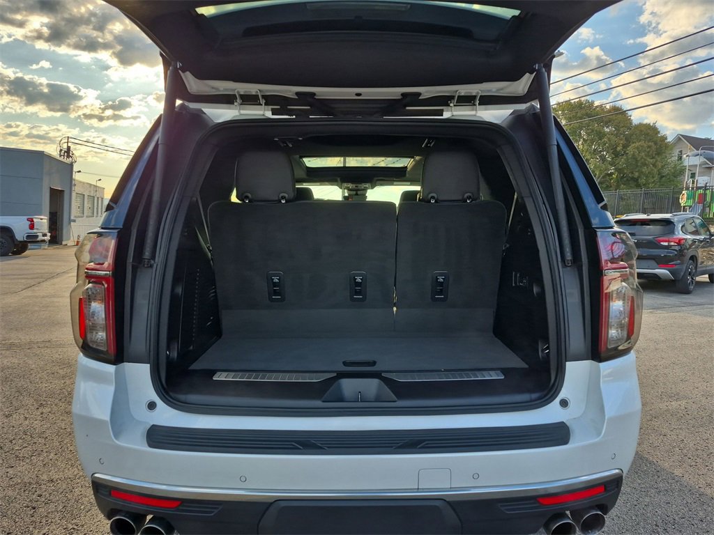 Used 2023 Chevrolet Tahoe High Country w/ Premium Package image 32