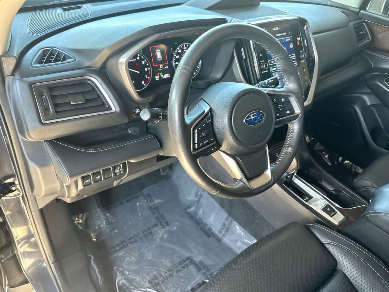 Certified 2023 Subaru Ascent Touring AWD/4WD image 13