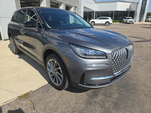 Certified 2024 Lincoln Corsair AWD w/ Equipment Group 101A image 11