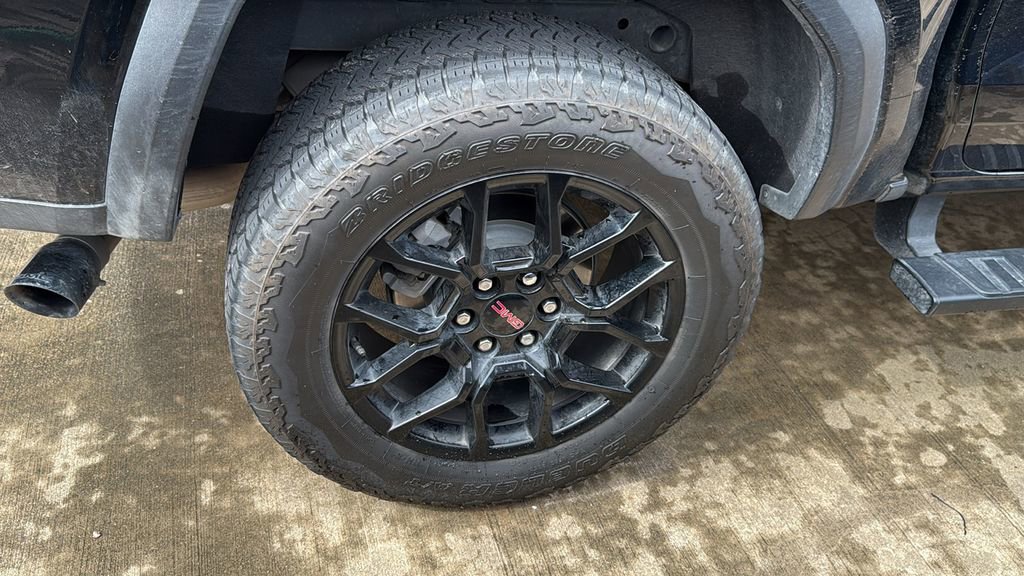 Used 2024 GMC Canyon Denali w/ LPO, Denali Black Edition AWD/4WD image 7