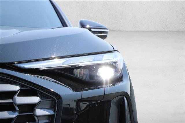 Used 2025 Audi Q5 Premium w/ Convenience Package AWD/4WD image 4